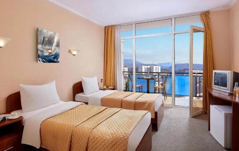 Гостиница "Интер-Сухум"