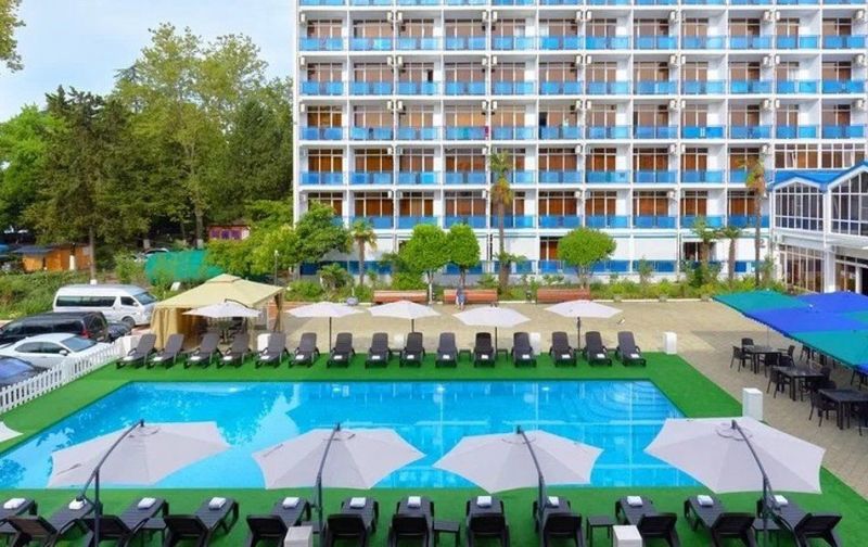 Гостиница "Интер-Сухум"