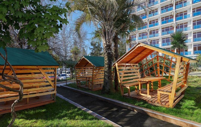 Гостиница "Интер-Сухум"